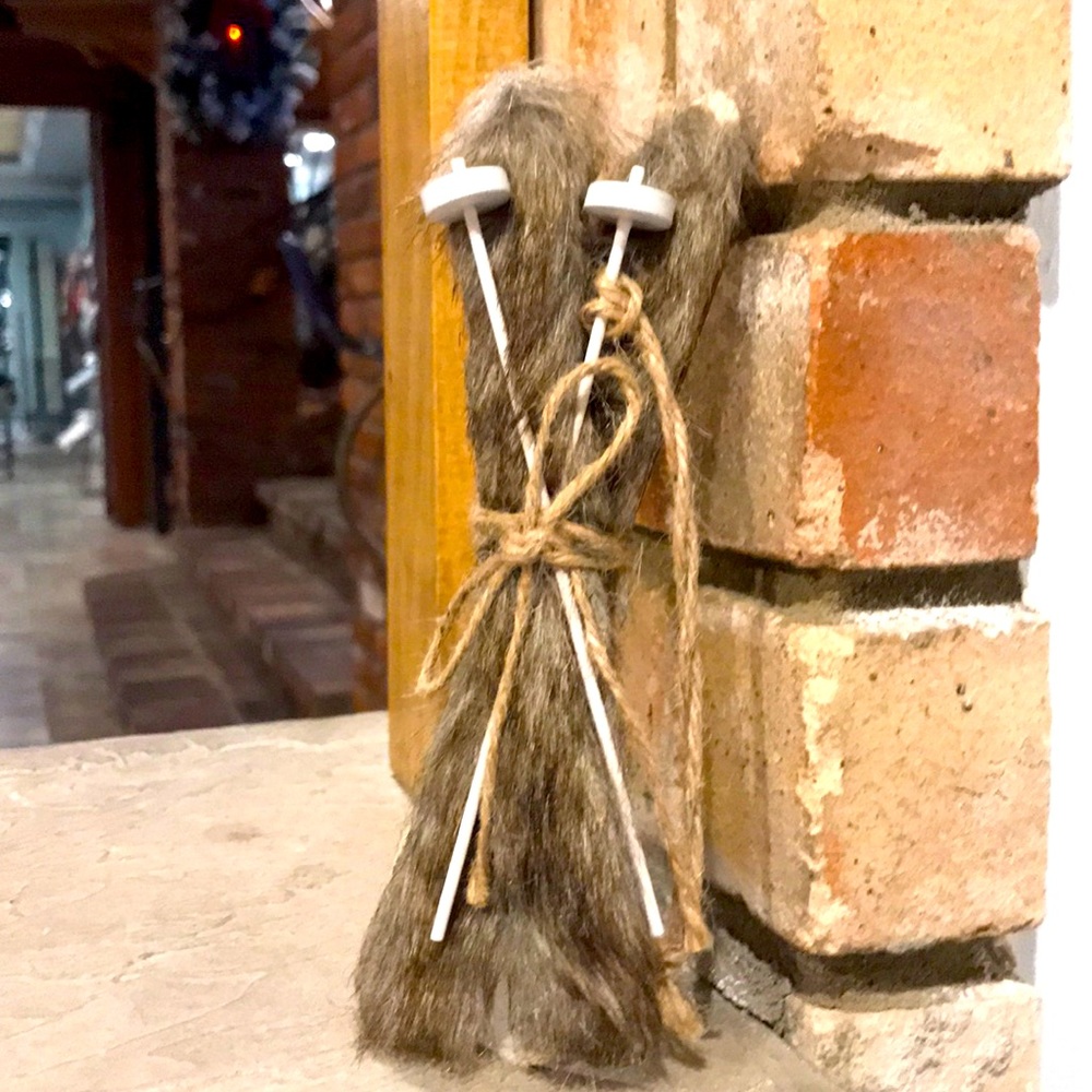 NWT Faux Fur Ski 6” Ornament